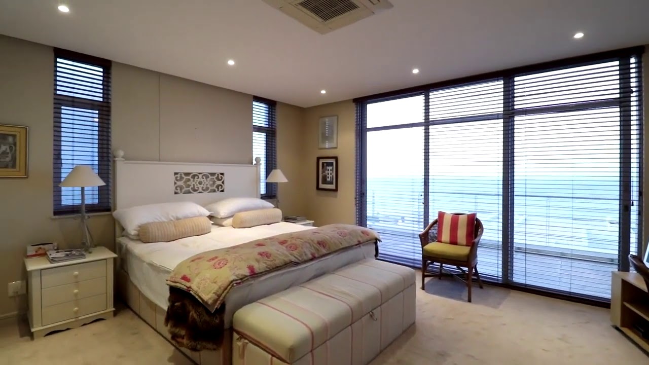 SC925 | 5 Bedroom House for sale in Summerstrand | Port Elizabeth