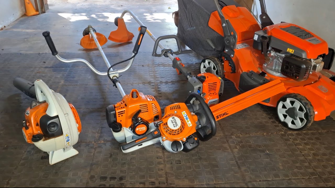 Sound off! Husqvarna vs Stihl! Stihl bg56, Hs45, Fs230 vs Husqvarna 321c, lc151. 
