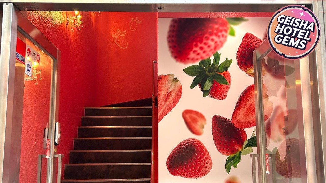 Cafe&Hostel Kimitoichigo | Osaka, Japan | Hotel Review 🏩