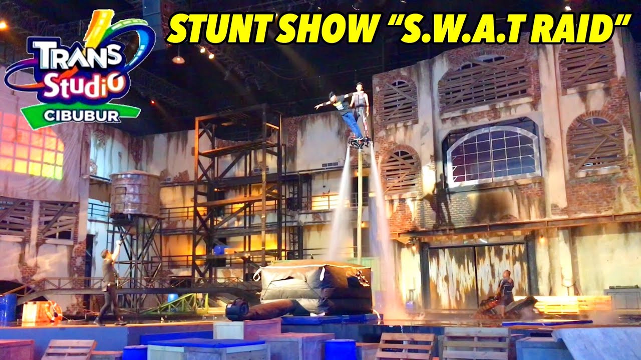 TRANS STUDIO THEME PARK CIBUBUR | SWAT RAID STUNT SHOW