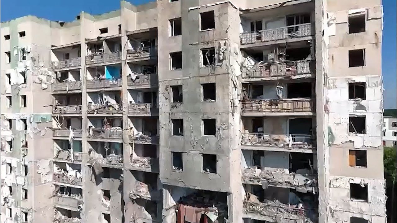 Попадание ракеты в жилой дом в Сергеевке (01.07.2022) / Missile strike at dwelling house near Odessa