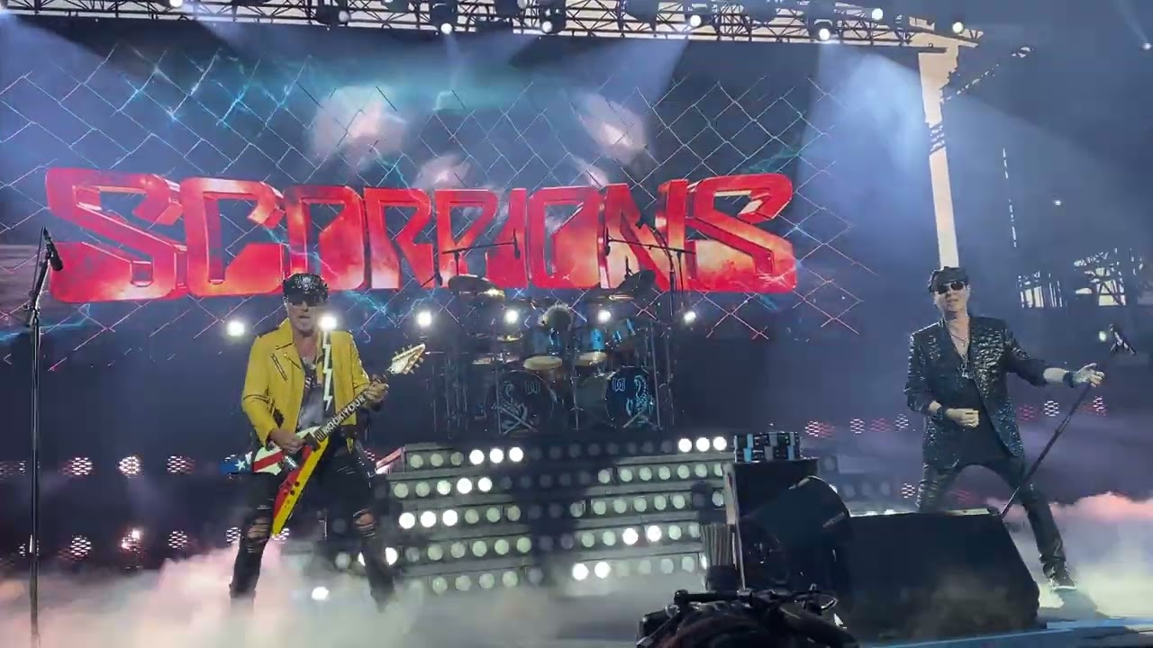 Scorpions - coming home live concert vienne France 18/06/2024 4k vue fosse, pit view