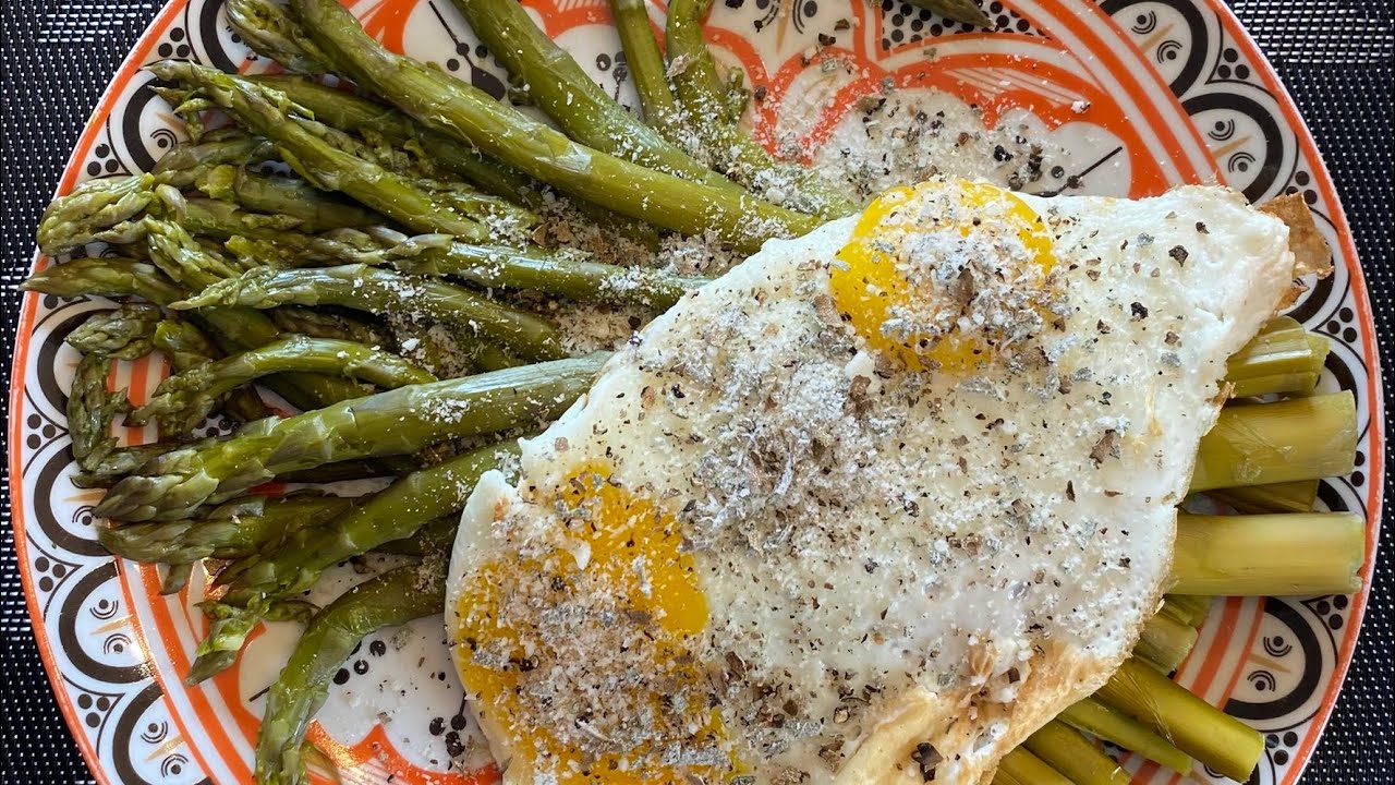 UOVA E ASPARAGI LIGHT-senza grassi aggiunti/DIETARY EGGS AND ASPARAGUS/HUEVOS Y ESPÁRRAGOS LIGHT