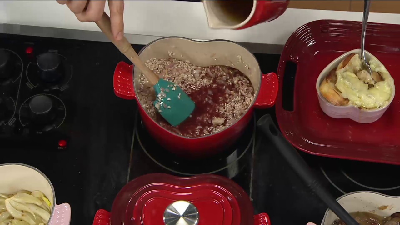 Le Creuset Cast Iron 2qt Heart Shaped Dutch Oven & 2 Mini Cocottes on QVC