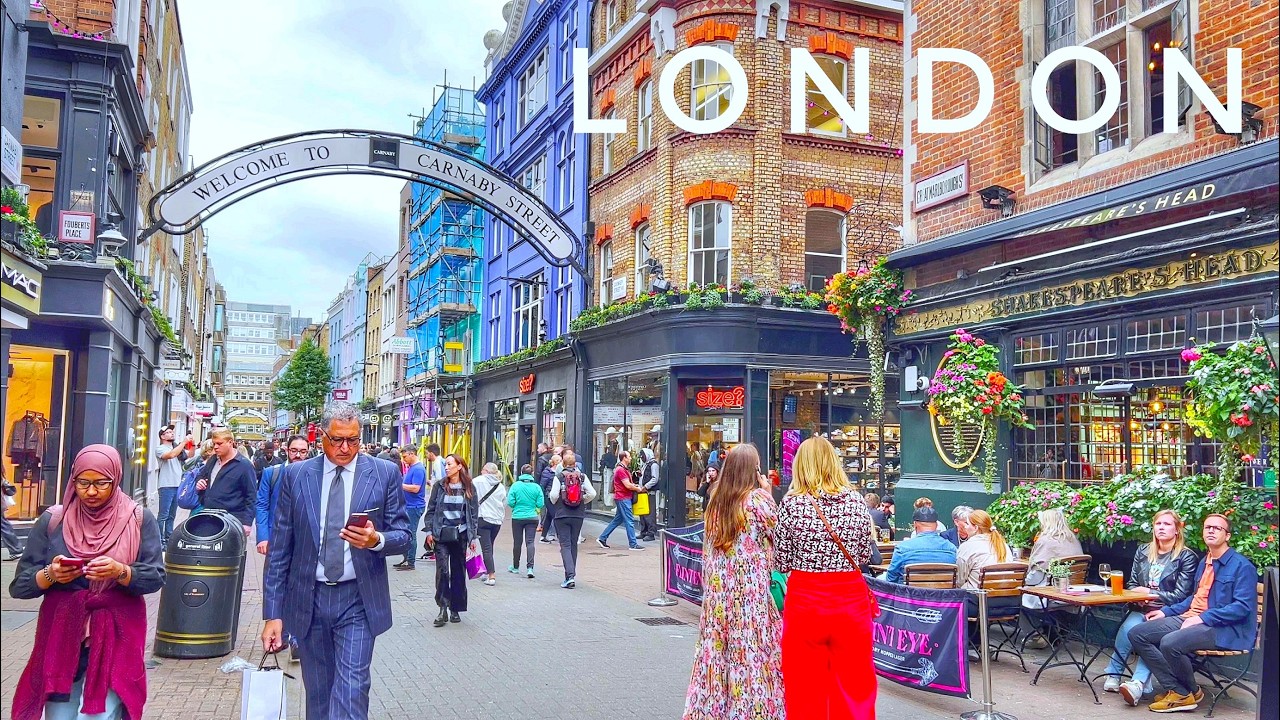 London City Walk, Walking the Bustling Streets of Central London, Soho,Carnaby Street, Regent Street