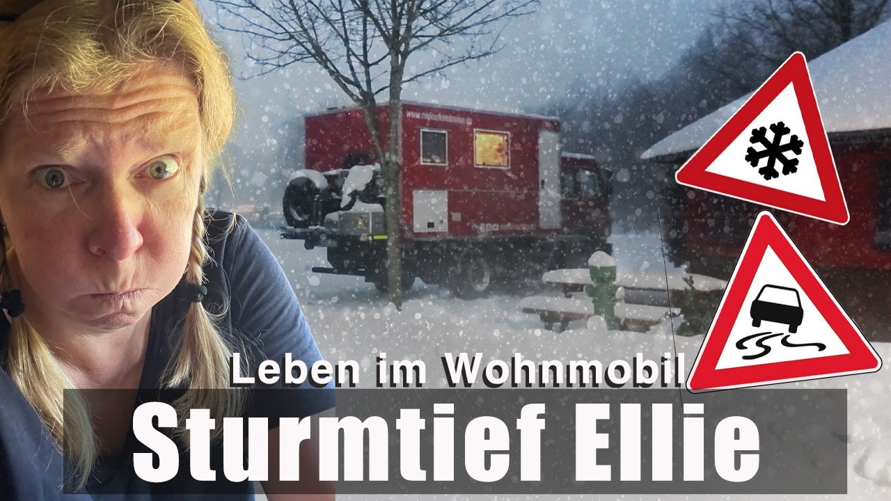 Eingeschneit im Feuerwehr-LKW ❄️ Wintercamping im Schnee | Wohnmobil Alltag