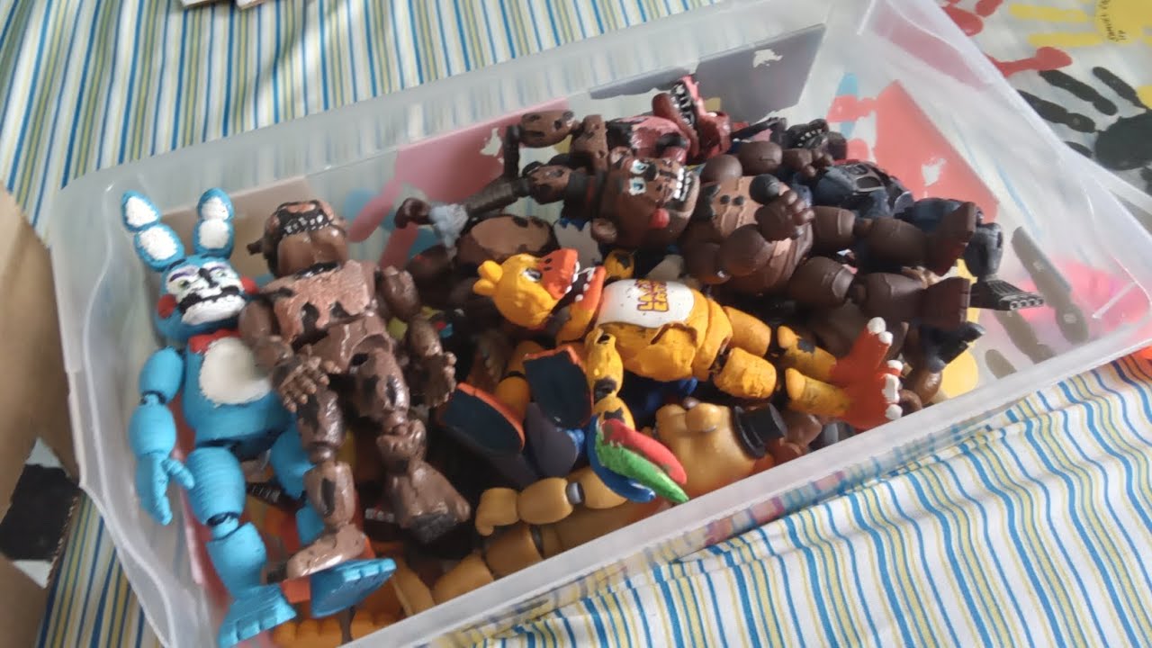 Toda a minha coleção de Fnaf