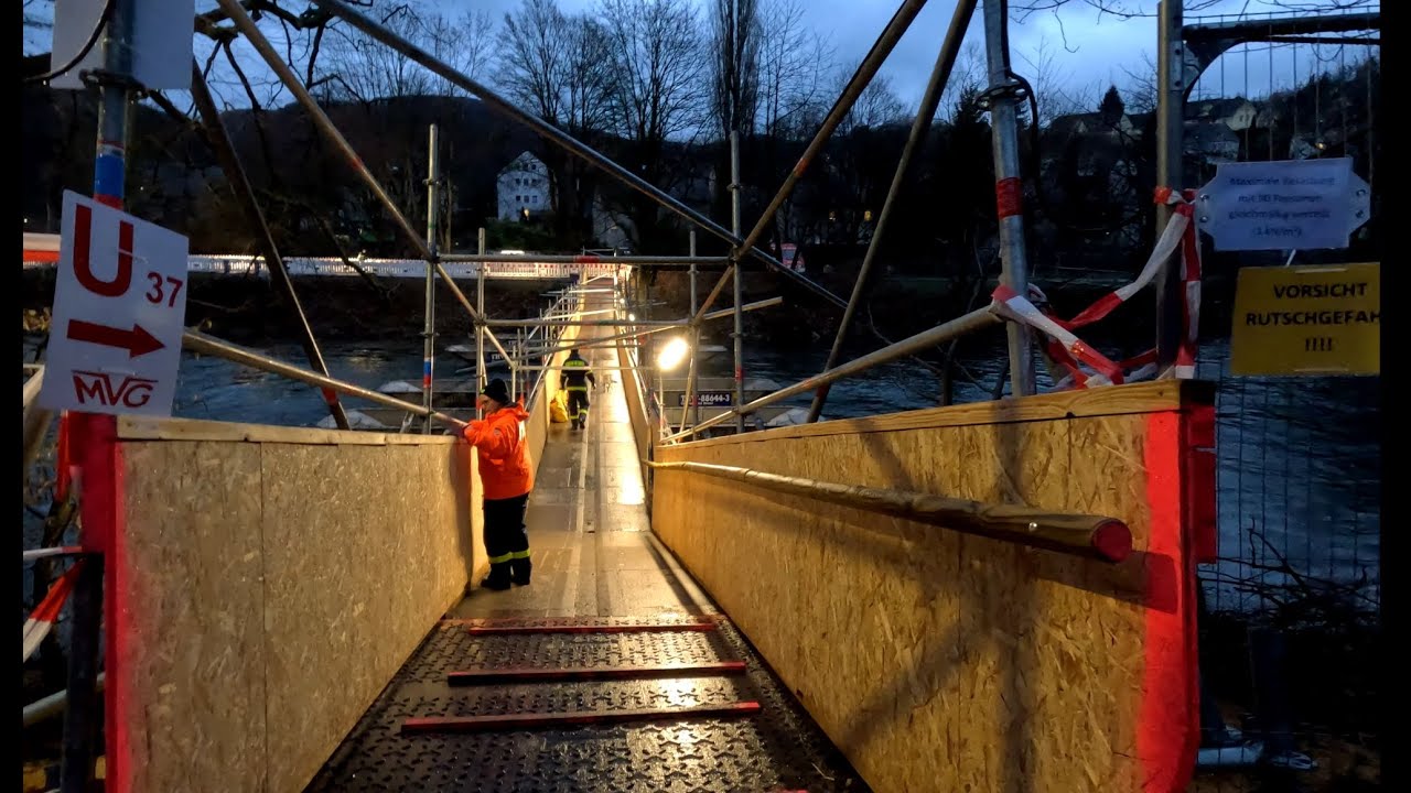 Brückenschäden in Nachrodt Wibblingwerde im Feb 2024 Umleitung der A45 bei Lüdenscheid