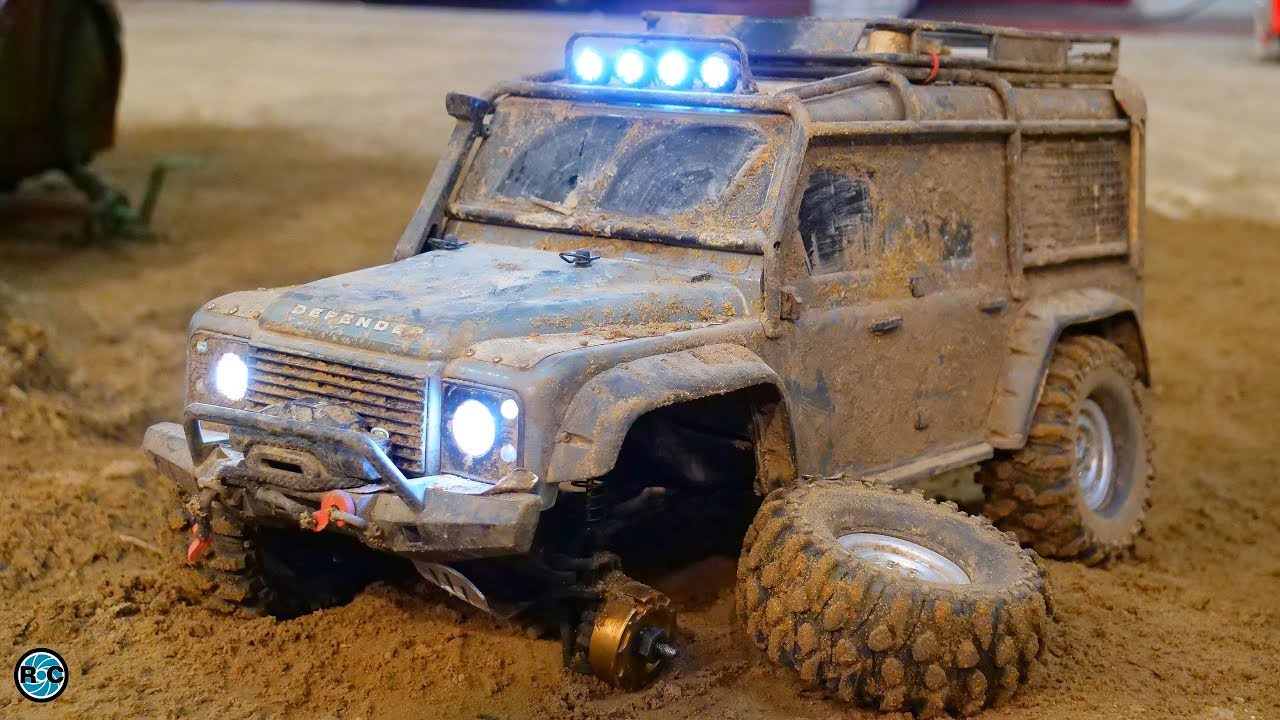 RC OFF ROAD TRAXXAS TRX 4 DEFENDER on RC TANK TERRAIN ACTION!
