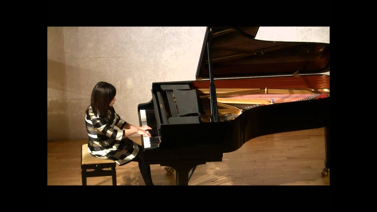 Komitas: Seven Dances  |  Ashchen Rom