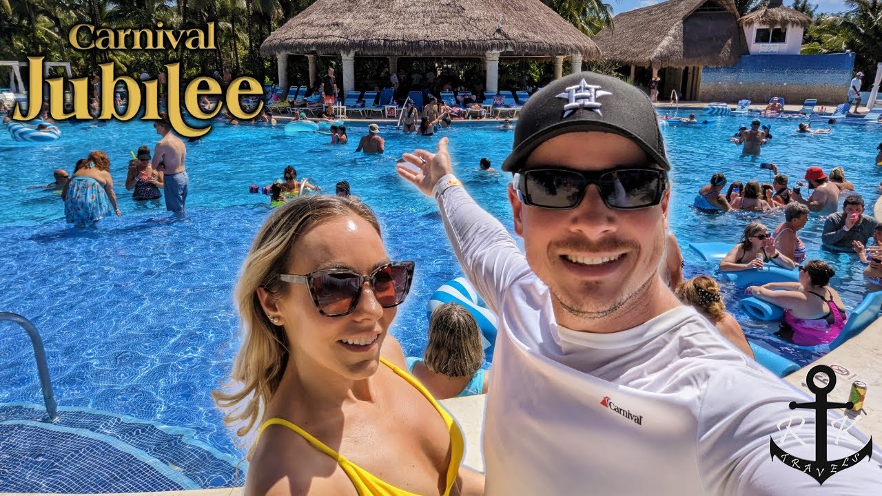 Лучший коктейль, который мы когда-либо пробовали на пляже Paradise Beach в Косумеле на борту лайн...