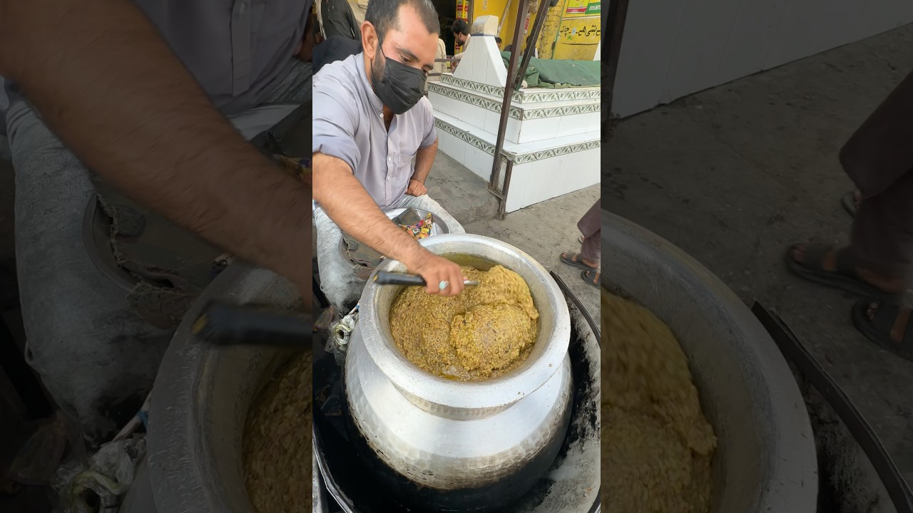 Charsadda Famous Rajar Motay Chawal #kpkstreets