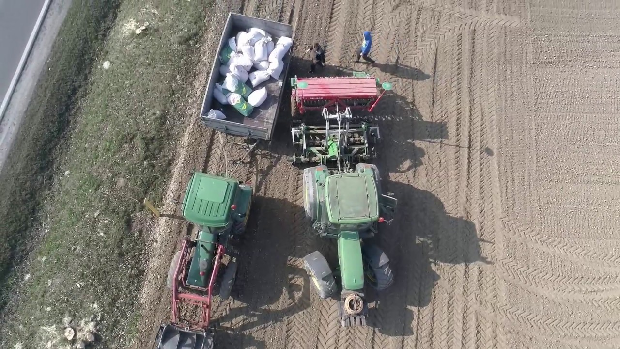 Siew Jęczmienia 2019 John Deere 6900 & Agromasz SR 300