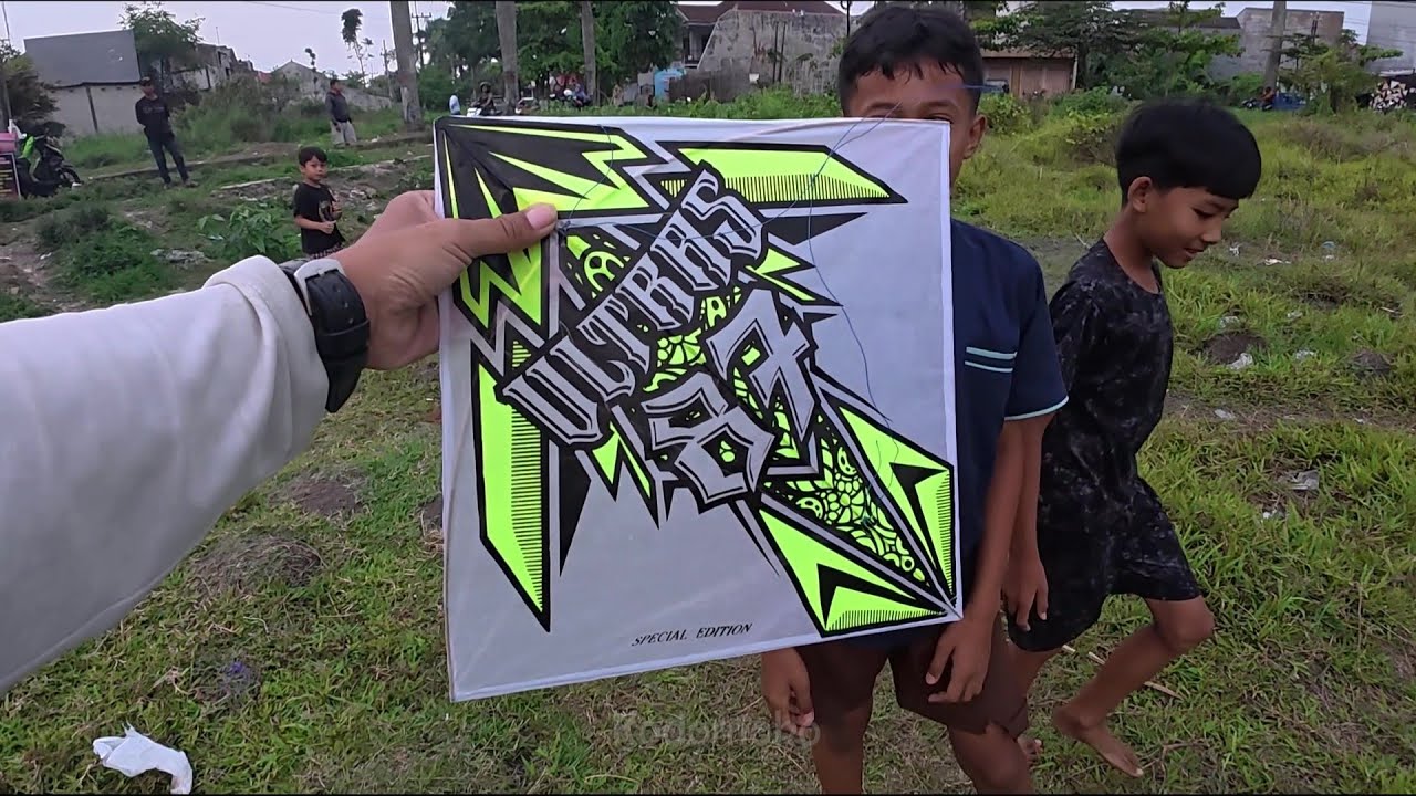 Pesta hunting layang-layang bareng bocil