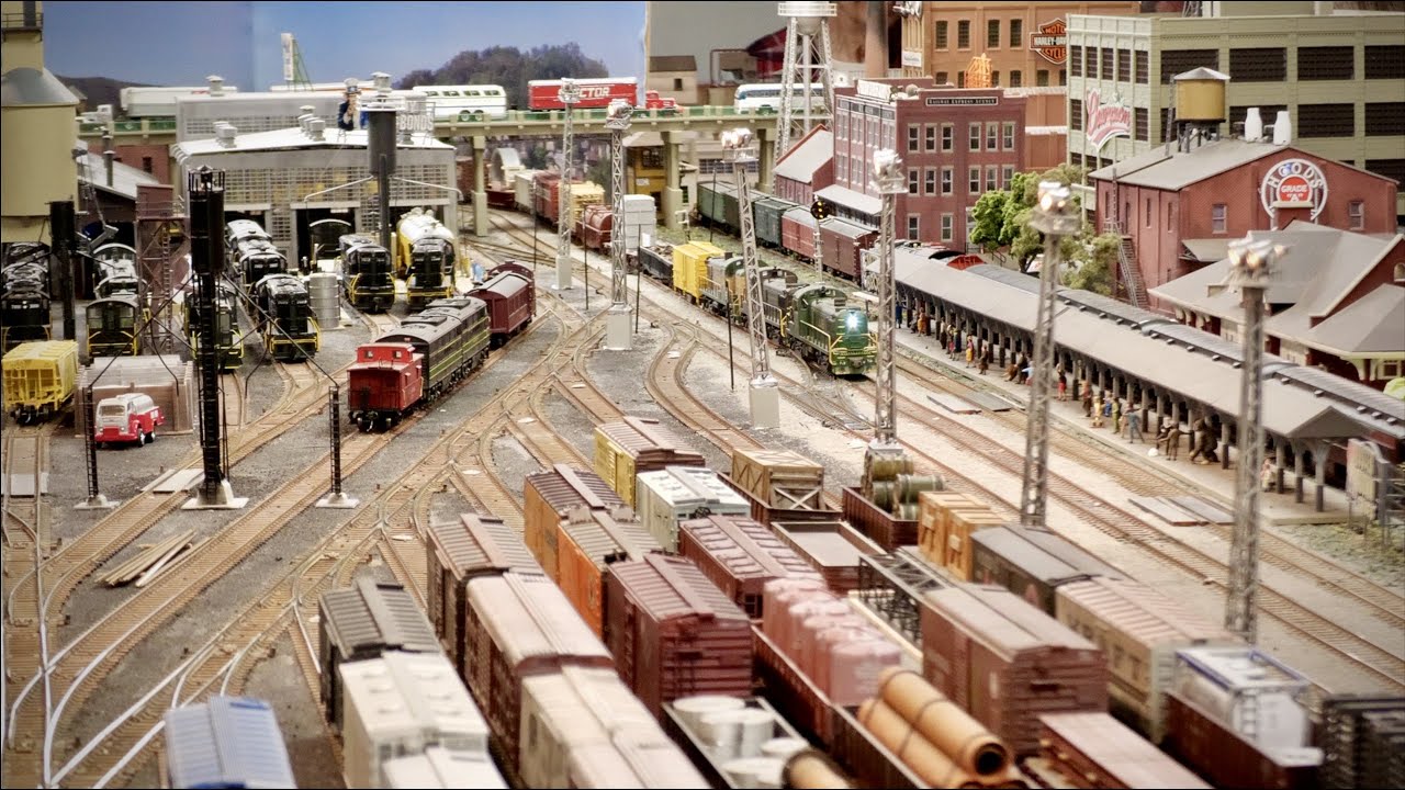 Steve Moylan's Large Private HO Scale Oak Valley Railroad