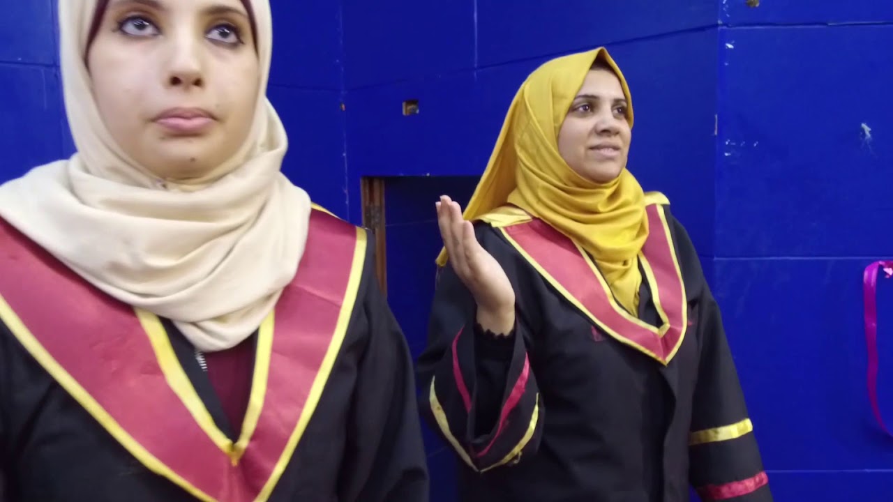 انشودة الجامعة ب لغة الإشارة بأداء الطلبة الصم