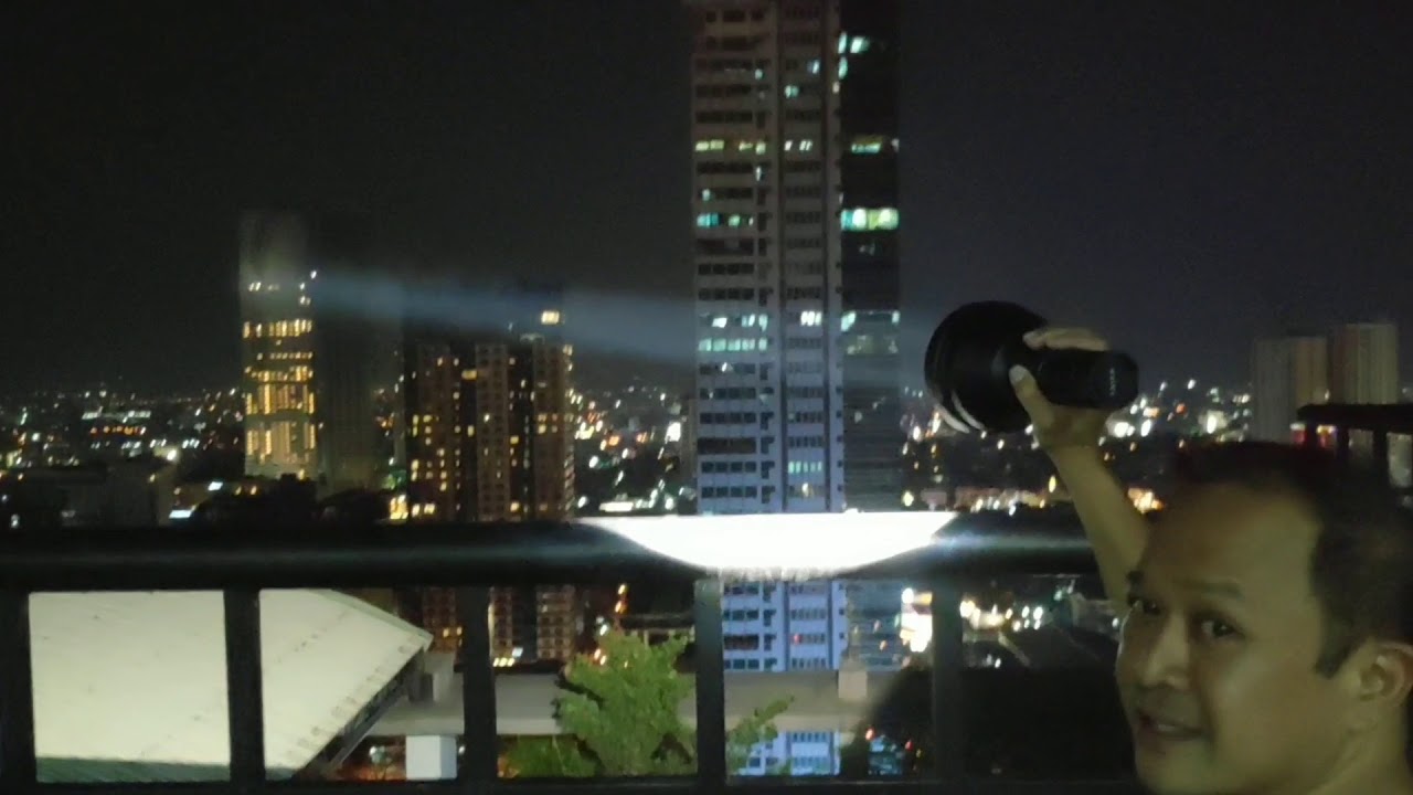 Astrolux MF04 with 2700 Lumens