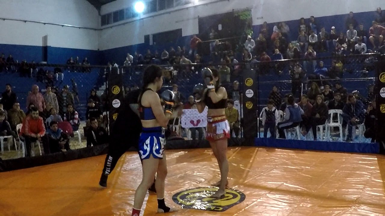 Giuliana la hiena Cosnard vs Florencia la leona Greco - Kick Boxing