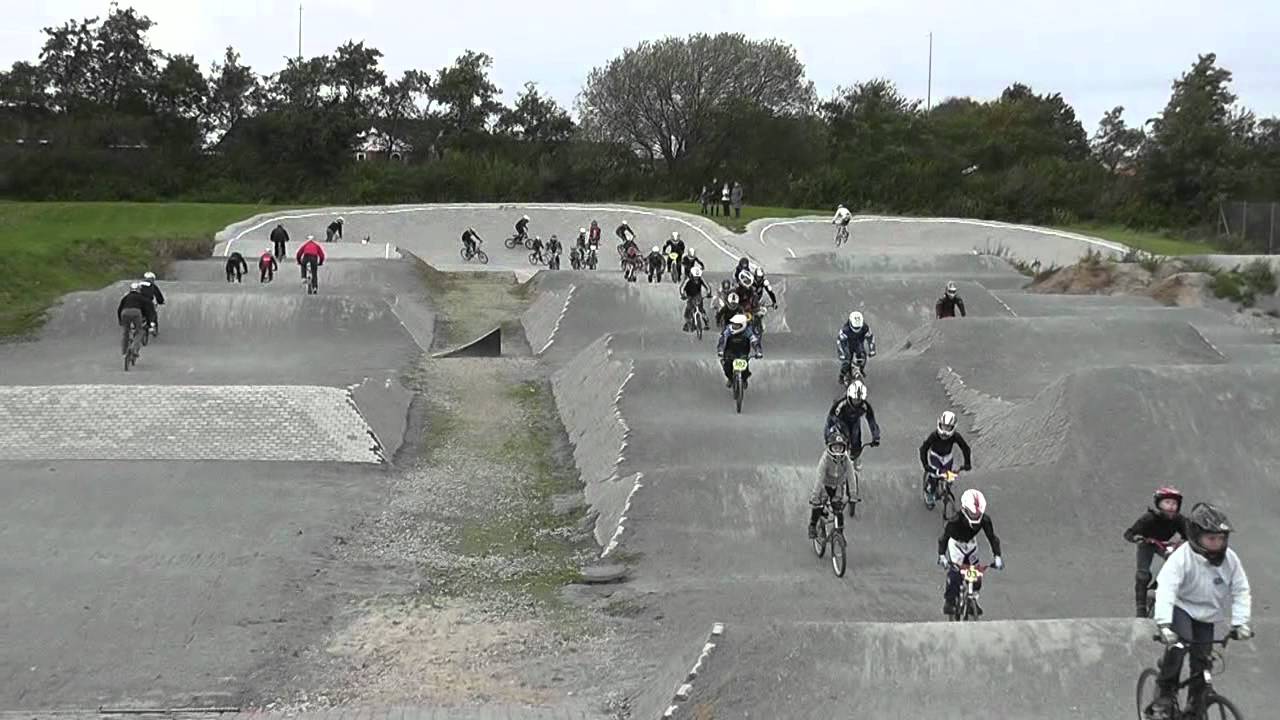 Taulov BMX - Klubmesterskab 2011 - opvarmning.mp4