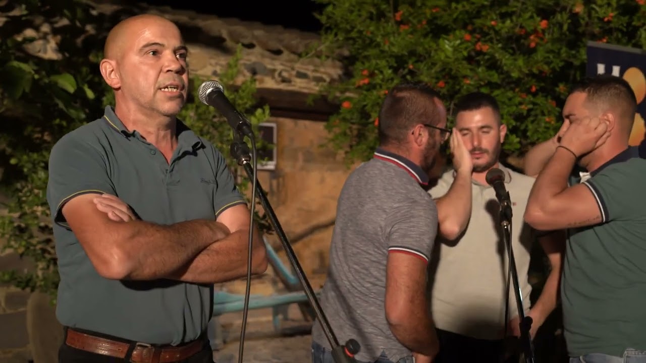 Tenore Sant'Efis de Bono  - Boghe 'e ballu currende - 