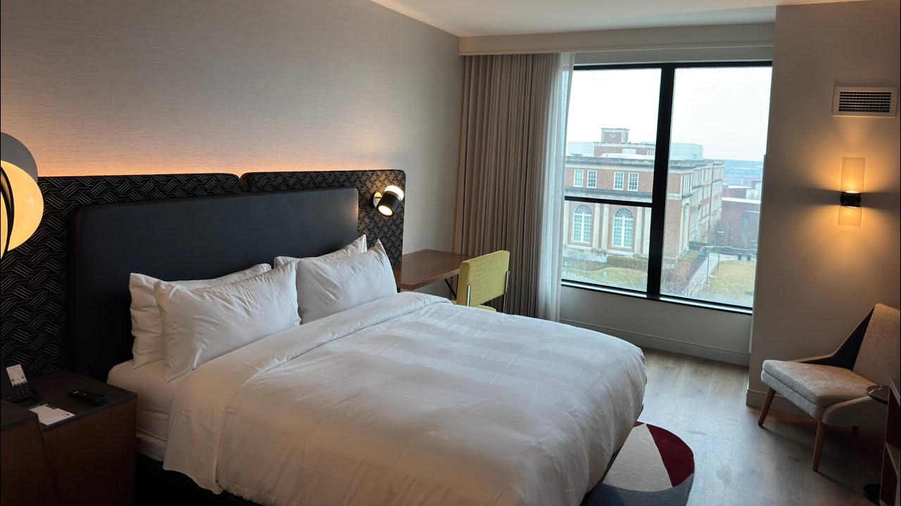 Hotel Celare, Cincinnati, Marriott Tribute Portfolio - 1 King room & full property tour