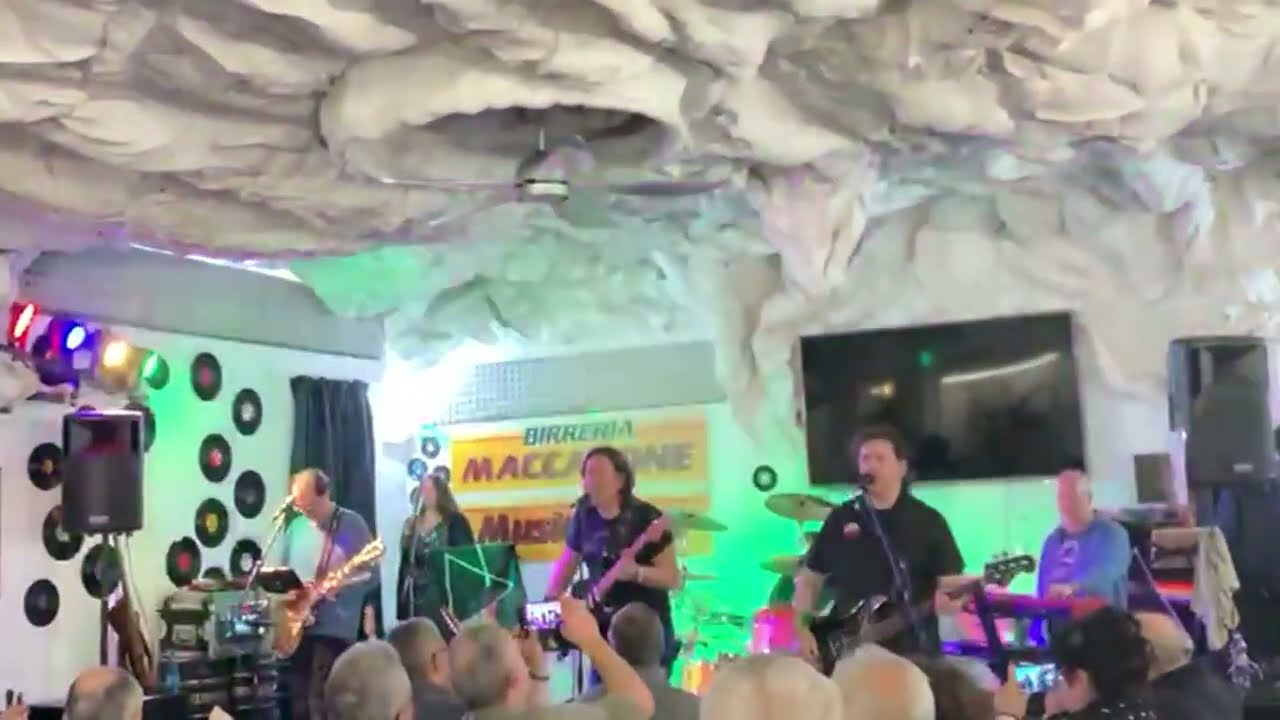 Sysyphus: Another brick in the wall (Pink Floyd show)