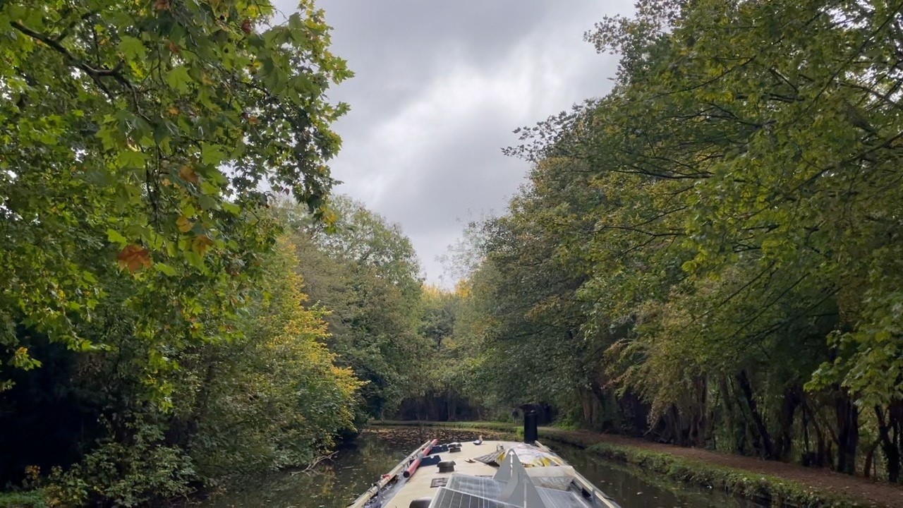 Just a lil gal going on a lil narrowboat trip to Apsley