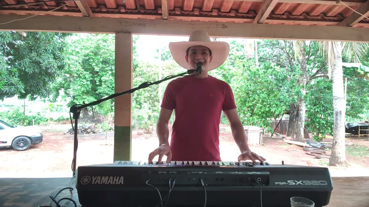 ENSAIO EM CASA ARRASTA PEZÃO (DINEY MENDES)