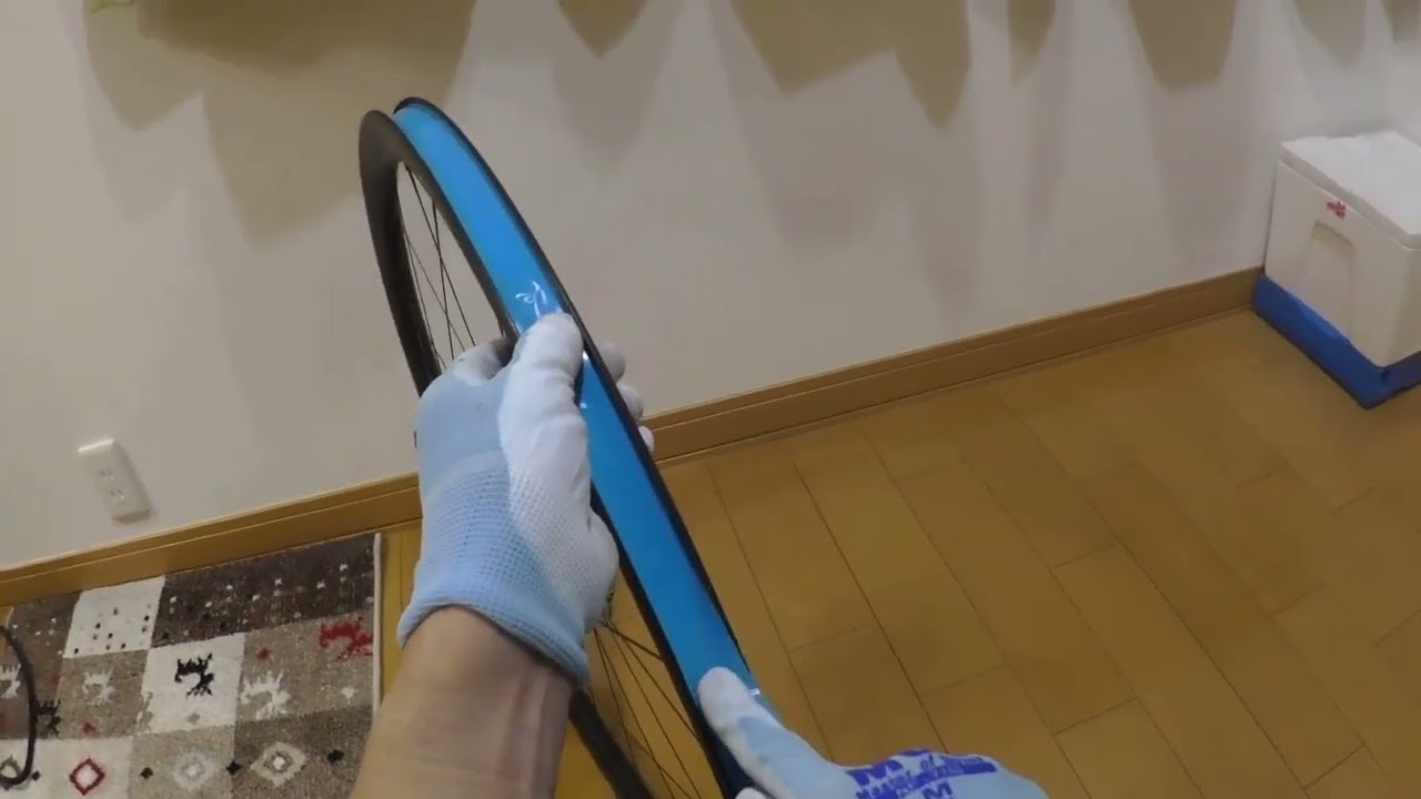 アイオロスpro37＋シュワルベプロワンTLE＋3M仮固定テープ後輪01
