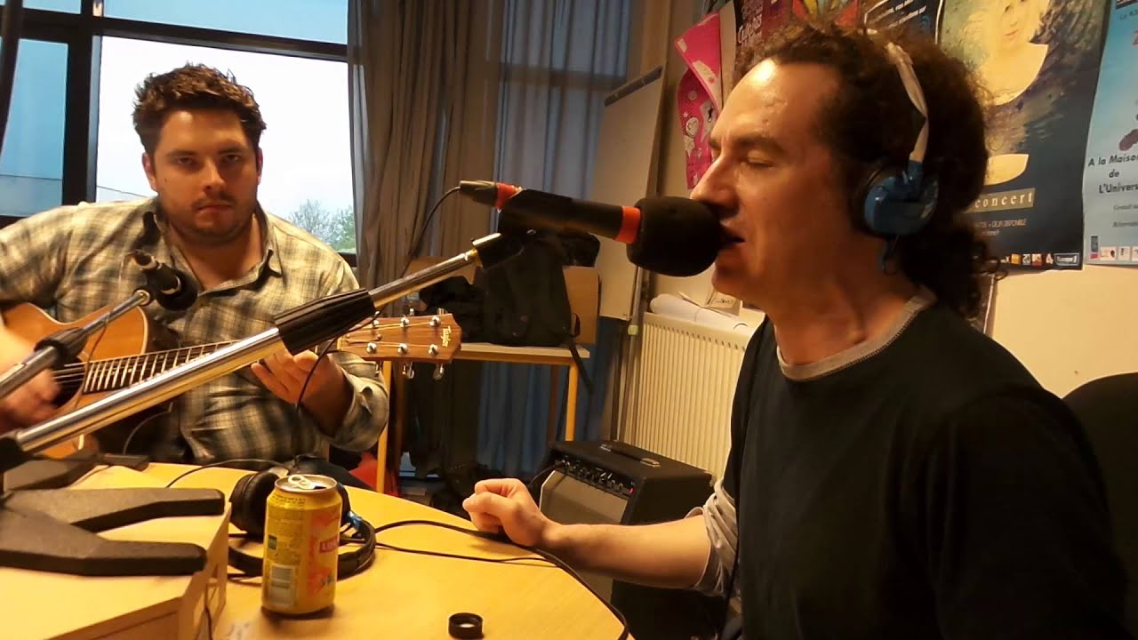 Ricky Dozen - SexBot - Live acoustique Chez Laitzie  Rock sur R2R