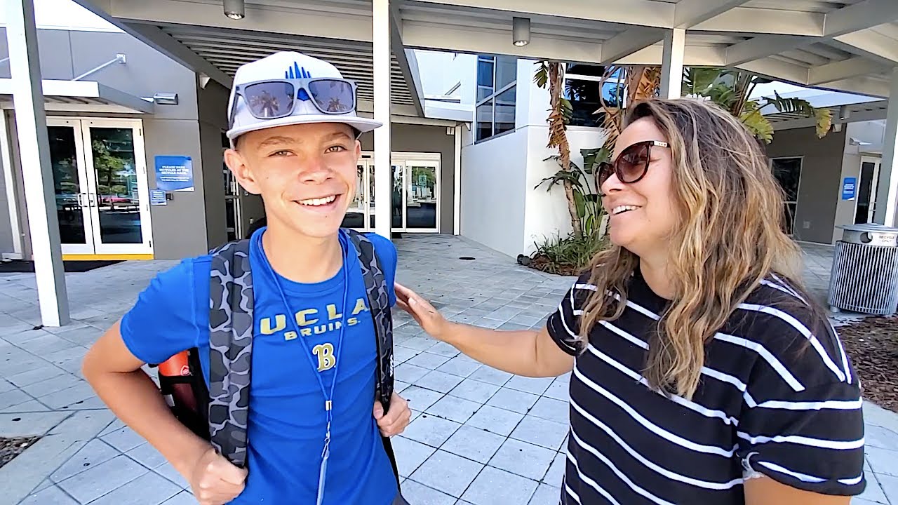 LIVING 1 WEEK IN A DORM ROOM at a PRIVATE HIGH SCHOOL!