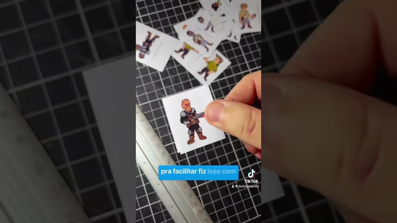 Fazendo minis de papel pra RPG!