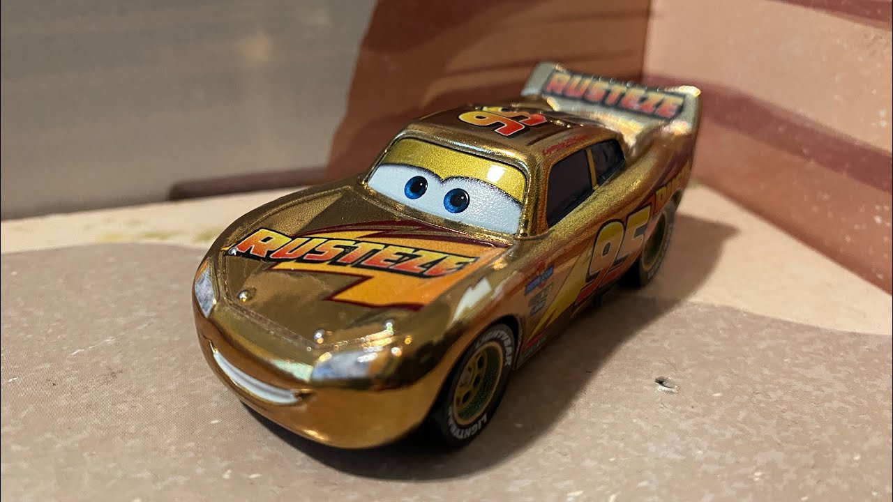 Disney Pixar Cars Golden Rust-Eze Lightning McQueen Review (Lightning McQueen Day Special)