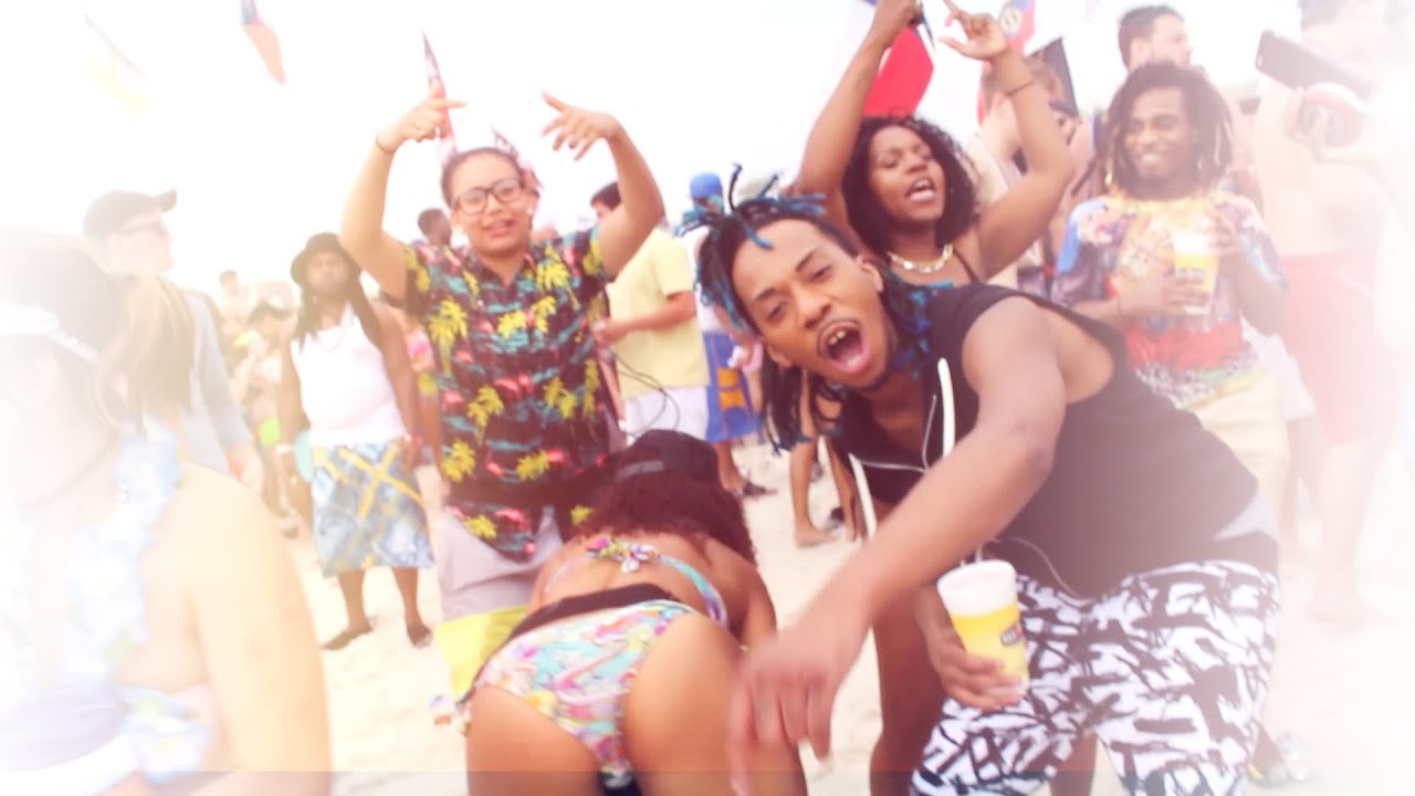 Gay Rapper @Ripparachie - Twerk Like Ashton (OFFICIAL VIDEO)