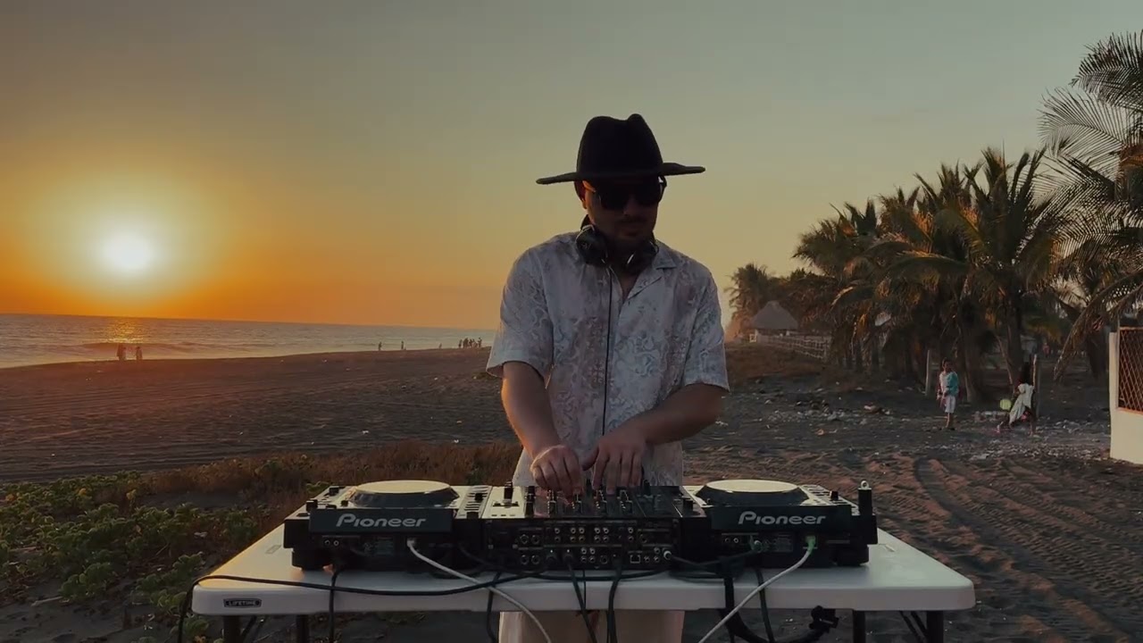 Afro House Sunset DJ Set 🌅 | Beach Vibes from Guatemala - Playa Hawai 