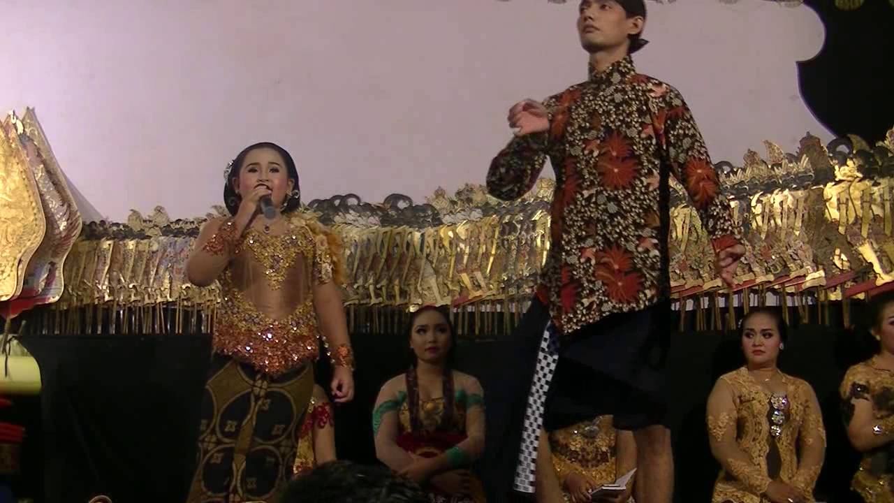Dimas Niken Salindri & Percil CS (Caping Gunung)