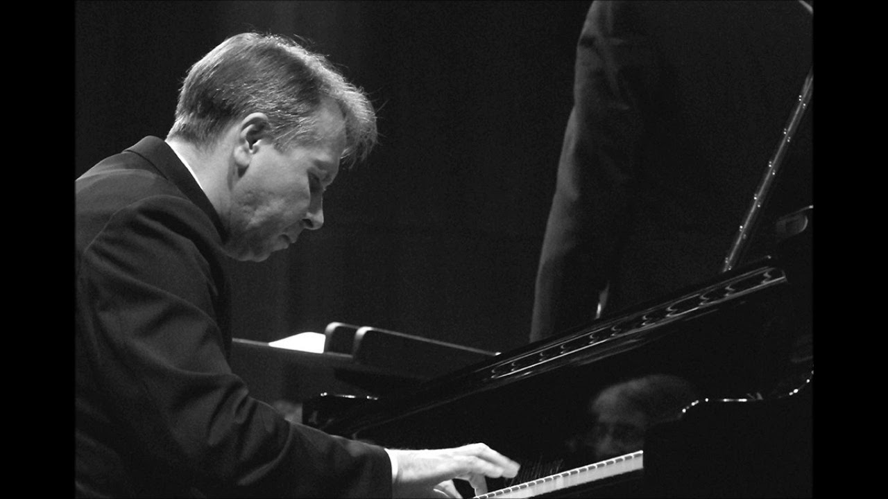 Mozart - Piano sonata K.533/494 - Pletnev