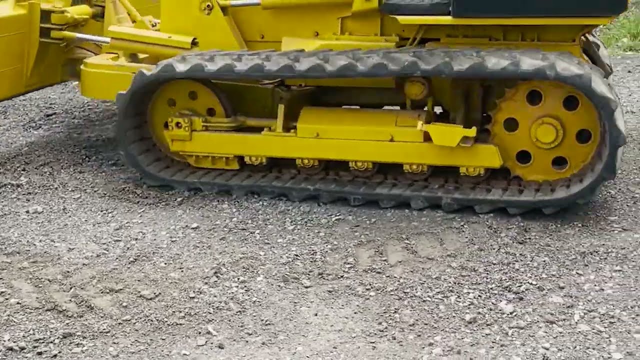 1992 Komatsu D20P-7 Bulldozer