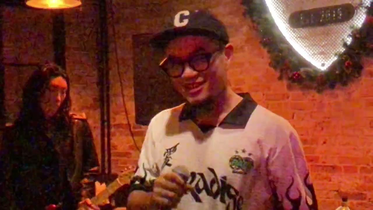 CƠN BÃO - CAM x CHỢ QUÁN (live at Biker Shield Bistro)