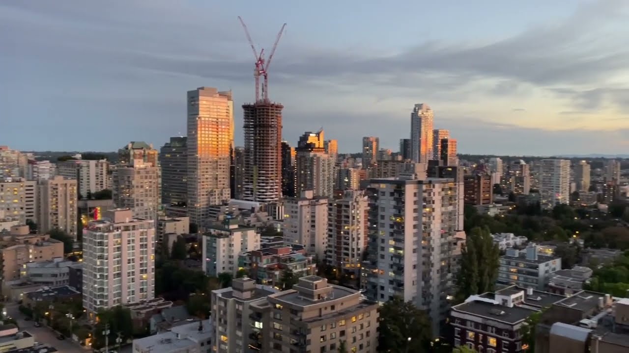 Blue Horizon Hotel in Vancouver, Canada
