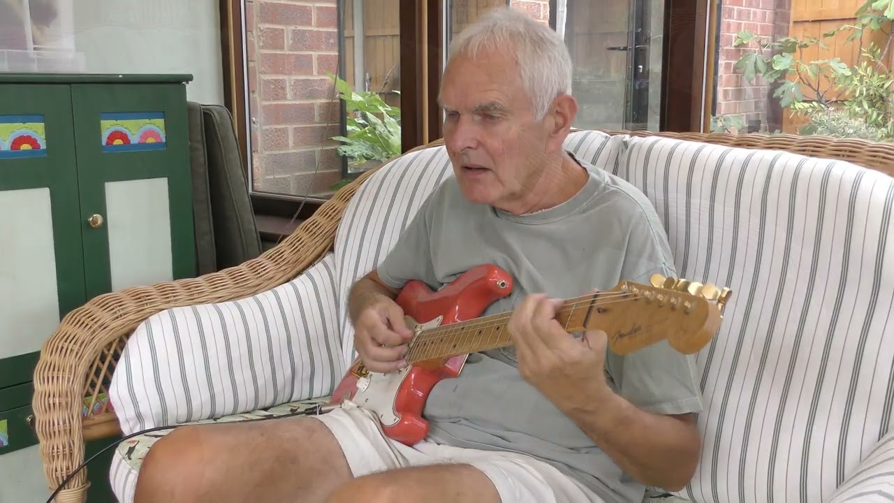 Sweet Caroline. Neil Diamond guitar cover by Phil McGarrick. FREE TABS