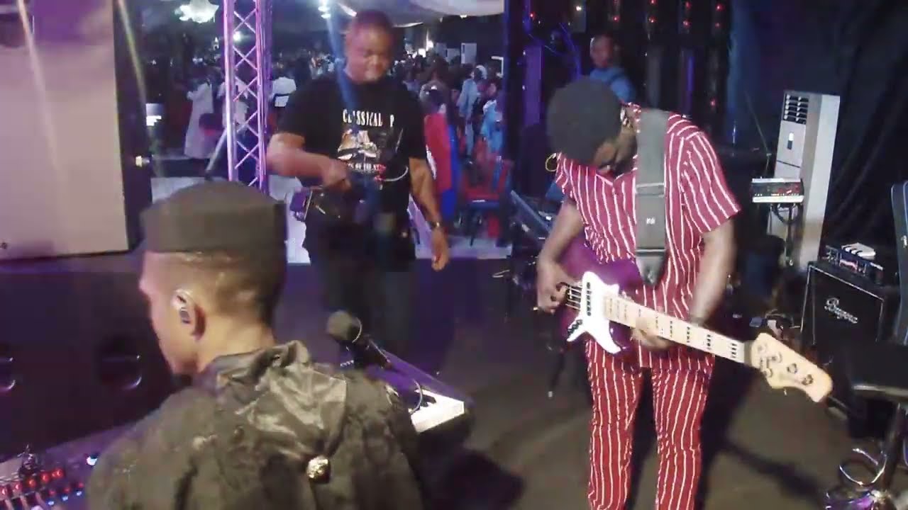 DISCLAIMER! NO LOCKS ON THIS ONE! WE DECIDED TO SHED! THE TWALE MEDLEY  @PastorJerryEze BAND CAM