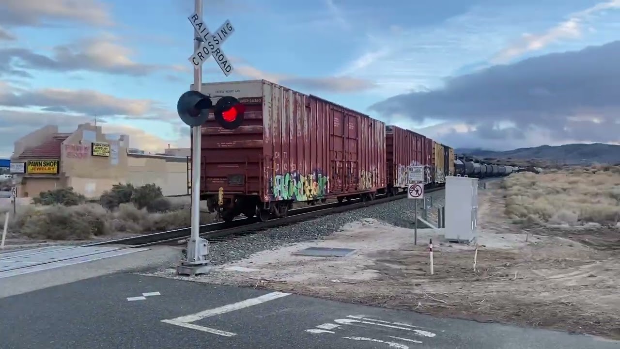 Railfanning compilation part 13 (feat. UP manifest detour, private car, & more)