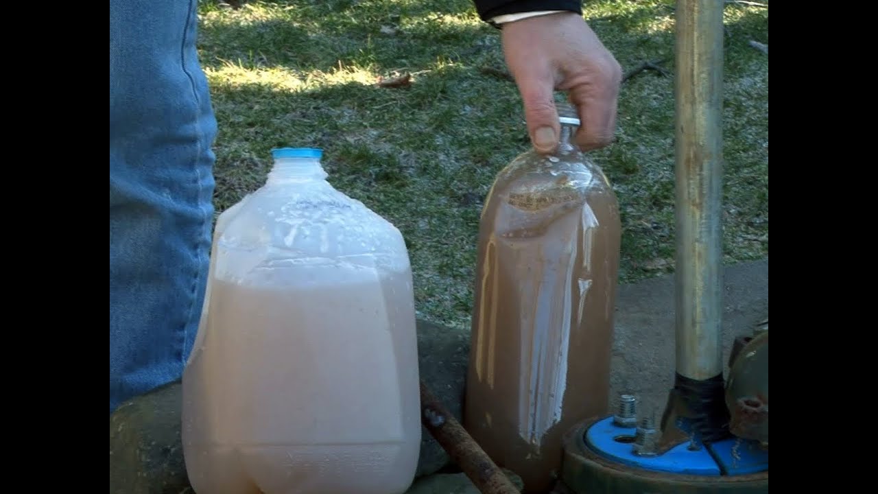 CBS Evening News with Scott Pelley - Penn. town blames contaminated water on fracking