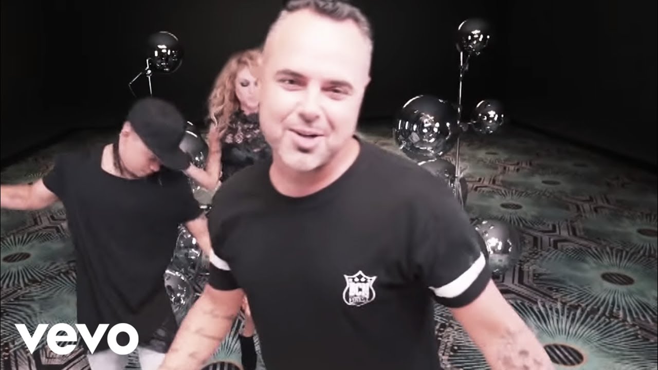 Juan Magán - Vuelve ft. Paulina Rubio, DCS
