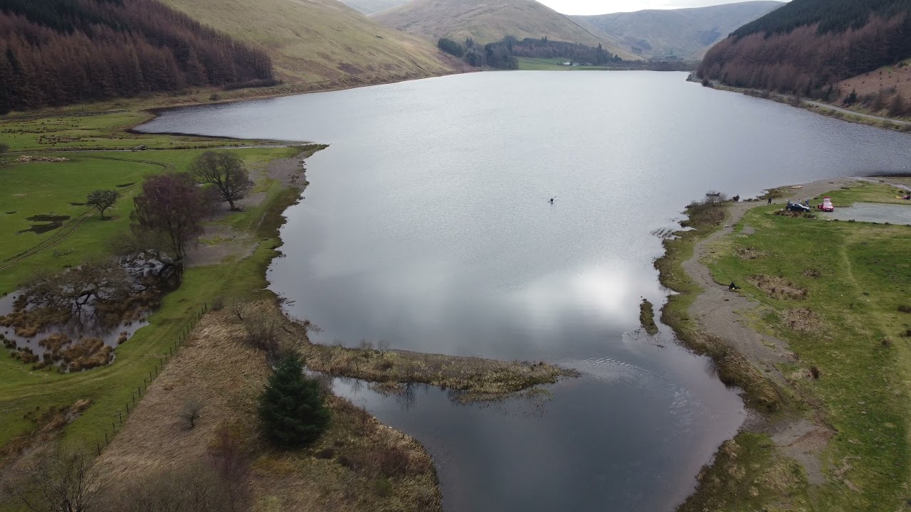 Paddling 💦About St Mary’s Loch Scottish Borders 2021🏴󠁧󠁢󠁳󠁣󠁴󠁿