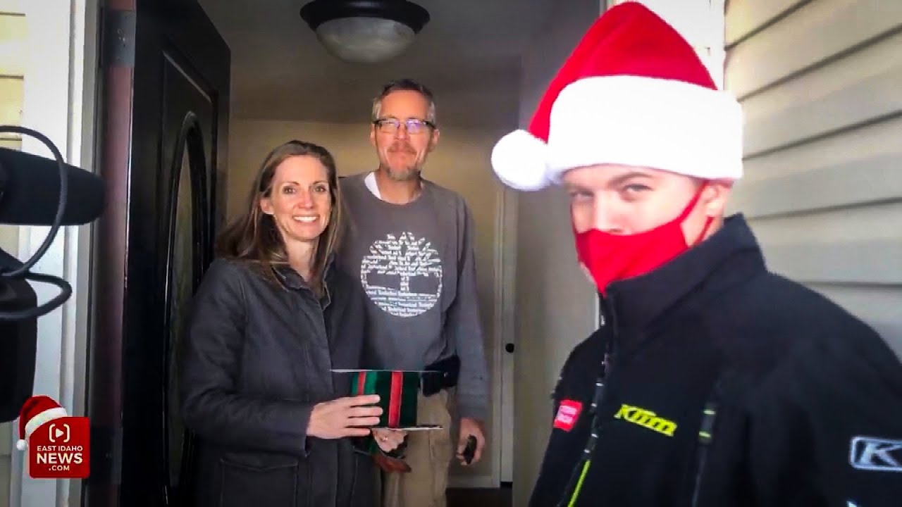 Who Is Mysterious Secret Santa Giving Out $500,000?