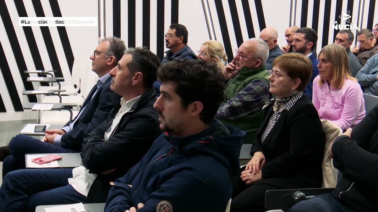 90 personas en la Jornada sobre “deporte e incentivos fiscales” de la Fundación Deporte Joven
