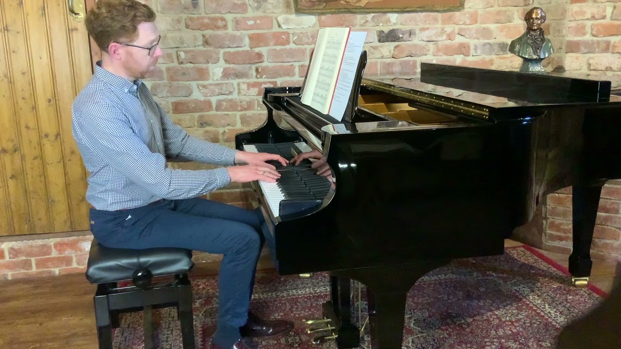 A video tutorial on Grieg's Arietta Op. 12 no. 1 by Jonathan Delbridge