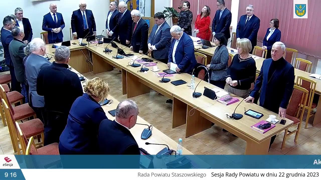 LXIV Nadzwyczjna Sesja Rady Powiatu w Staszowie 22 grudnia 2023 roku